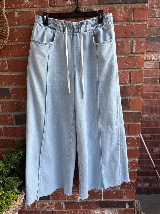 Universal Thread Denim - Wide Leg Denim Elastic Waist Pants